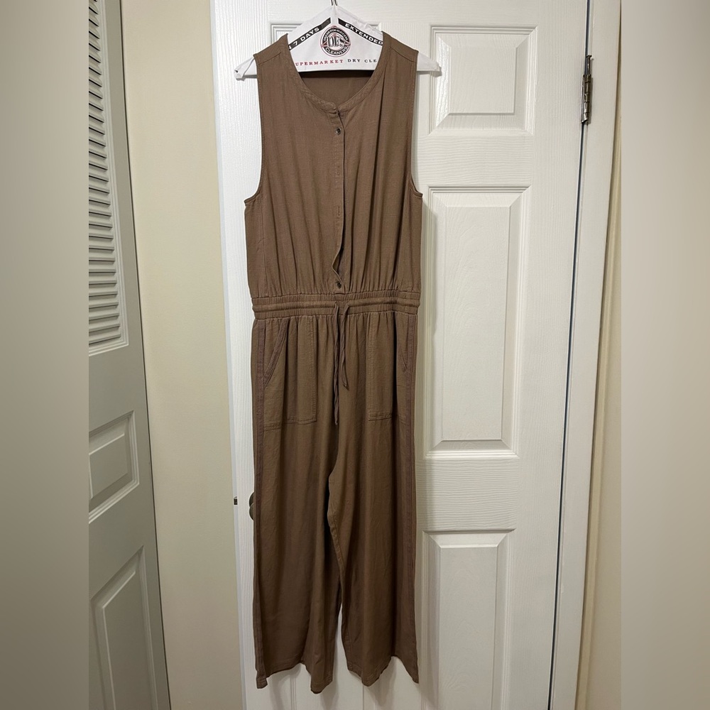 Splendid Tan Sleeveless Jumpsuit
